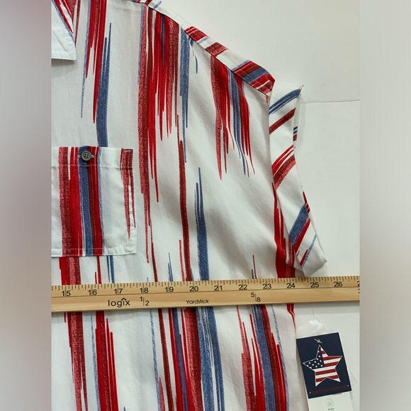 NWT Westbound Petites XL Red White Blue Short Sleeve Point Collar Button Blouse - Picture 7 of 11